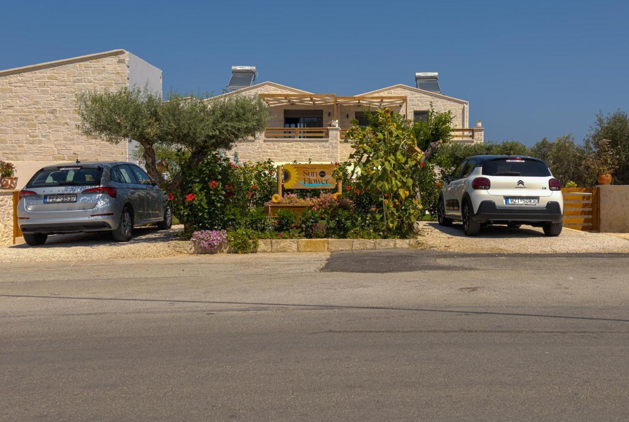Sun Flower Villas With Sea View Agia Marina  Exterior photo